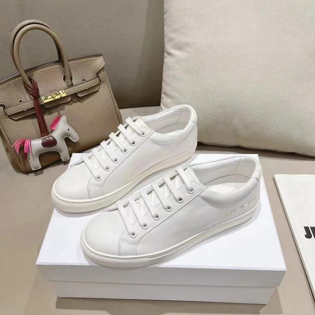 👟👟Ex-factory price 440👟👟 Marni Mani, popular online celebrity style, Taobao, popular single style in physical stores! Thick-soled, elevated classic cross-strap, color-blocked flat-soled cowhide open-toe European and American style women's sandals. Fabric: Cowhide Lining: Sheepskin Outsole: Rubber Button: Gold Size: 35-40